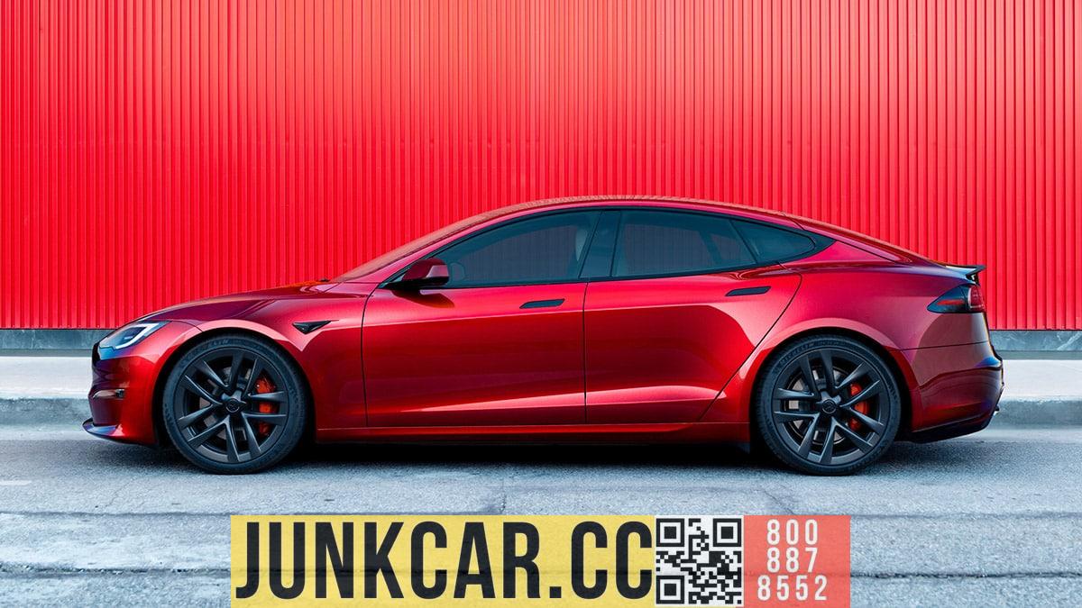 2023 Tesla Model S Red Plaid